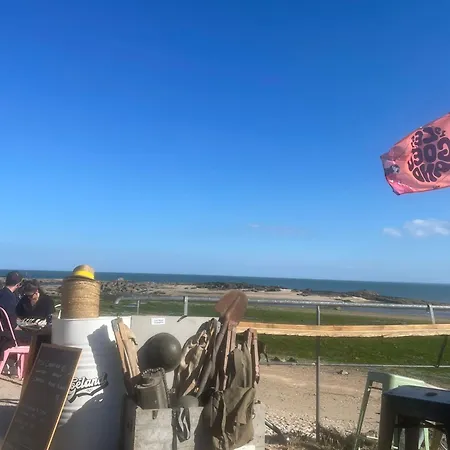 Le De Barville Nyaraló *