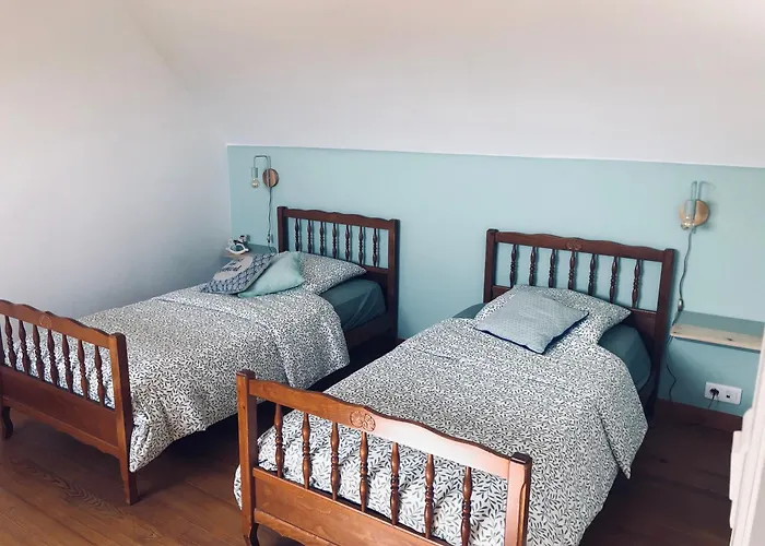 Le De Barville Nyaraló