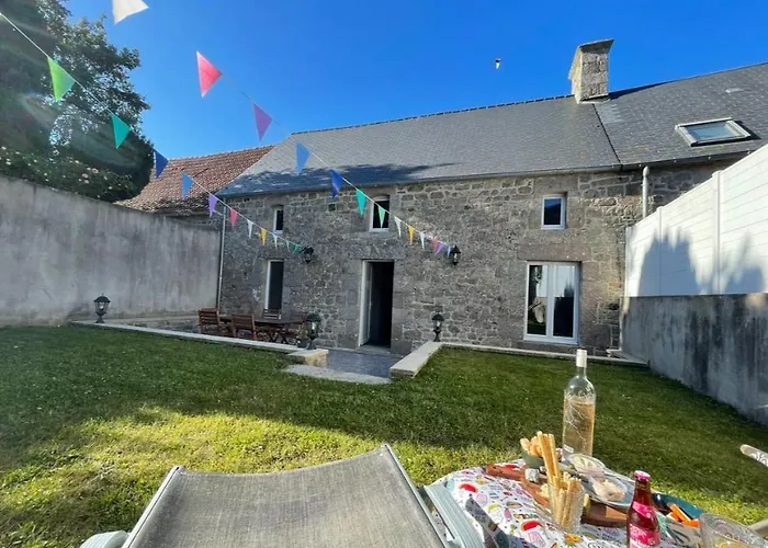 Le De Barville Nyaraló